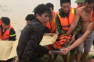 Tìm thấy 5 thi thể nạn nhân tử vong trong mưa lũ