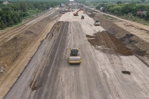 Đề xuất thay đổi hình thức đầu tư 12 dự án cao tốc Bắc Nam