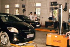 Phải dừng chặn đăng kiểm xe nợ phạt nguội!