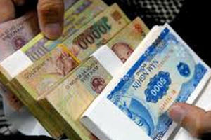 Dịch vụ đổi tiền lẻ “hét giá” ngày Tết, đổi 4 triệu đồng nhận về 1 triệu đồng