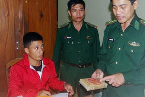 Quảng Nam: Thu giữ hàng chục bánh heroin trôi dạt vào bãi biển