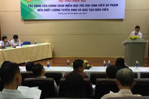 Bỏ ngay chính sách miễn học phí cho sinh viên sư phạm