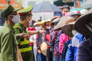 Hà Nội duyệt chi hơn 505 tỷ đồng hỗ trợ người dân gặp khó vì đại dịch Covid-19