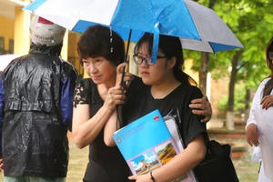 Kỳ thi rồi cũng qua, còn tình yêu của bố mẹ luôn ở lại Kỳ thi rồi cũng qua, còn tình yêu của bố mẹ luôn ở lại