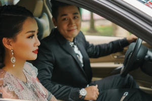 Nguyên Khang mặc trang phục 4.000 USD khi dẫn chung kết The Voice