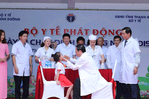 Sữa học đường: Phản đối bổ sung vi chất, chúng ta có quay lưng lại với khoa học