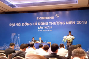 Diễn biến mới nhất về nhân sự tại Ngân hàng Eximbank: Chủ tịch HĐQT xin từ nhiệm, ai sẽ được “chọn mặt gửi vàng”?