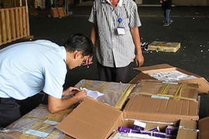 ​Tăng cường chống buôn lậu hàng dược phẩm, mỹ phẩm