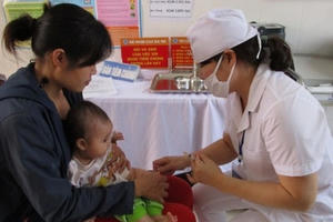 Tổ chức đăng ký trực tuyến 5.500 liều vaccine Pentaxim