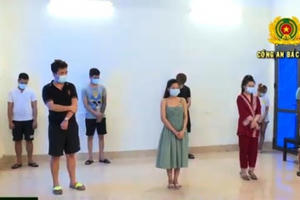 Bắc Ninh: Bắt tại trận 9 nam thanh nữ tú 'mở tiệc' ma túy tại gia