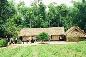 Những ngày tháng 5 trên quê hương Bác Hồ kính yêu