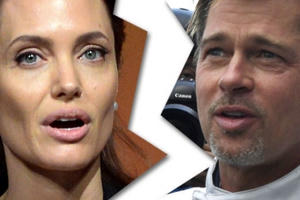 Angelina Jolie ly dị Brad Pitt