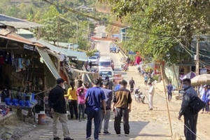 Điện Biên: Xe tải lao vào khu vực chợ, 3 người thương vong