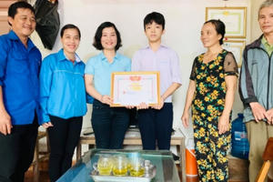 Nam sinh dũng cảm cứu 2 bạn bị nước lũ cuốn trôi