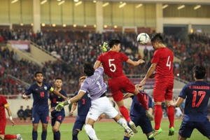 Cùng nhìn lại góc máy khiến trọng tài người Oman từ chối bàn thắng