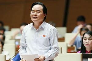 Bộ trưởng Phùng Xuân Nhạ nhận trách nhiệm vụ gian lận thi cử năm 2018