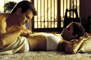 ‘Bond Girl’ Halle Berry suýt chết khi quay cảnh nóng