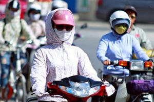 Nắng nóng tiếp tục duy trì với nhiệt độ cao, có nơi trên 40 độ