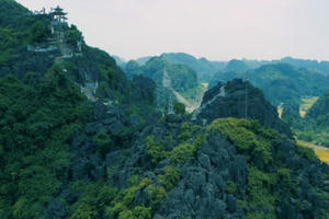 Hang Múa điểm hẹn không thể bỏ qua khi đến Ninh Bình