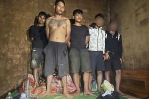 Khởi tố 6 đối tượng ở Gia Lai liên quan mua bán, tổ chức sử dụng ma túy đá