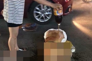 Vụ cô gái bị lột đồ, đổ nước mắm trên đường phố ở Thanh Hóa: Đề nghị khởi tố vụ án