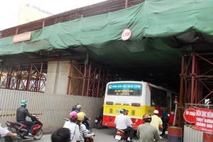 Rơi thanh sắt tại dự án đường sắt đô thị: Khắc phục xong sự cố và đang truy vấn nhà thầu