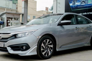 Nhiều mẫu ôtô nhập khẩu giảm giá cả trăm triệu đồng