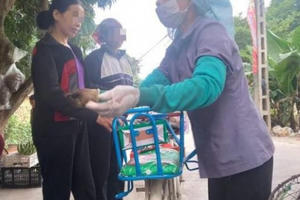 Hà Nội: Khởi tố người chồng đâm chết vợ rồi uống thuốc diệt cỏ tự tử