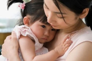 Trẻ bị bạo hành: Cũng có phần lỗi từ cha mẹ