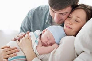 Ngoài chế độ thai sản, sinh mổ có được hưởng chế độ phụ cấp nào khác?