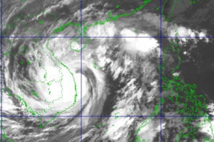 Đi vào vùng biển từ Quảng Nam - Bình Định, bão số 9 đã giảm đi 1 cấp Đi vào vùng biển từ Quảng Nam - Bình Định, bão số 9 đã giảm đi 1 cấp