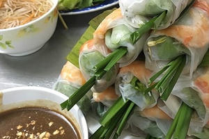 CNN liệt kê 8 món ăn vặt "đỉnh" nhất TPHCM