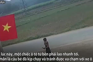 [Clip]: Phản ứng "nhanh như cắt" của tài xế ô tô khiến dân mạng hết lời khen ngợi