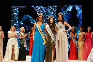 Nguyễn Quỳnh Như giành ngôi Á hậu tại cuộc thi Miss & Mrs Top of the world