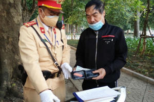 Hà Nội: Đội CSGT số 2 - Phòng CSGT CATP Hà Nội lan tỏa gương người tốt việc tốt