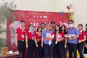 Hàng trăm sinh viên trường Kiểm sát Hà Nội hiến máu cứu người