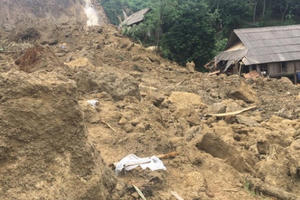 Hình ảnh hiện trường vụ sạt lở kinh hoàng ở Hoà Bình