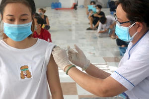 Đã có 12 tỉnh, thành tiêm vaccine phòng COVID-19 cho trẻ từ 12-17 tuổi Đã có 12 tỉnh, thành tiêm vaccine phòng COVID-19 cho trẻ từ 12-17 tuổi