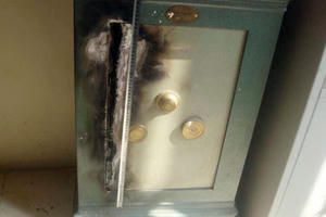 Bắt giữ 2 bảo vệ trường mầm non phá két sắt trộm 400 triệu đồng