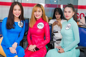 Thí sinh Hoa hậu Đại sứ Hoàn vũ Người Việt 2018 rạng rỡ trong buổi gặp gỡ ban tổ chức