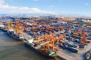 Mở rộng cảng quốc tế Lạch Huyện giá trị 7.000 tỷ đồng