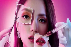 Nghệ sĩ làm phim về mình - Cần góc nhìn rộng hơn