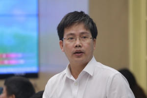 Vì sao mưa lũ lớn xảy ra dồn dập ở miền Trung?