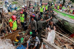 Indonesia đầu tư các hệ thống cảnh báo sớm động đất và sóng thần