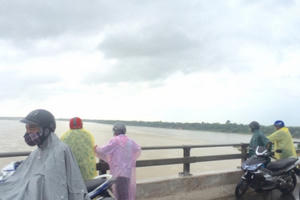 Quảng Nam: Chán chuyện làm ăn, nhắn tin báo vợ mình nhảy cầu tự tử