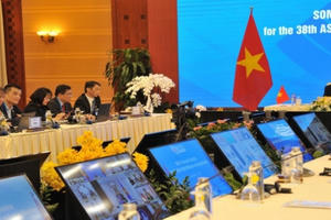 ASEAN đặt mục tiêu năng lượng tái tạo sẽ chiếm 23% tổng nguồn điện ASEAN đặt mục tiêu năng lượng tái tạo sẽ chiếm 23% tổng nguồn điện