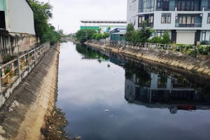 Sông Đoan Túc bị “bức tử”, gần 2.000 dân khốn khổ “trốn” ô nhiễm Sông Đoan Túc bị “bức tử”, gần 2.000 dân khốn khổ “trốn” ô nhiễm