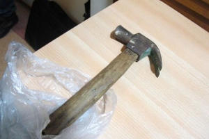 Gia Lai: Điều tra vụ người phụ nữ dùng búa đánh chồng "hờ" tử vong