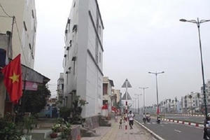 Địa ốc 6AM: Xử lý nhà "siêu mỏng, siêu méo" ở Hà Nội; San phẳng 70ha hồ tưới tiêu nông nghiệp làm sân golf