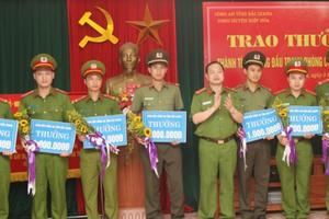 Công an tỉnh Bắc Giang thưởng “nóng” chuyên án bắt giữ số lượng lớn ma túy